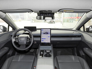 2026 Toyota bZ3, белый, 3064208 рублей, вид 4