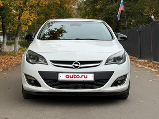 2013 Opel Astra J Рестайлинг, белый, 730000 рублей, вид 4