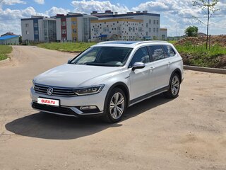 2018 Volkswagen Passat Alltrack B8, белый, 2950000 рублей, вид 1