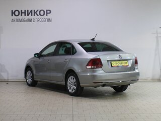 2019 Volkswagen Polo V Рестайлинг, серебристый, 959000 рублей, вид 4