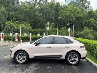 2023 Porsche Macan I Рестайлинг 2, бежевый, 6892188 рублей, вид 5