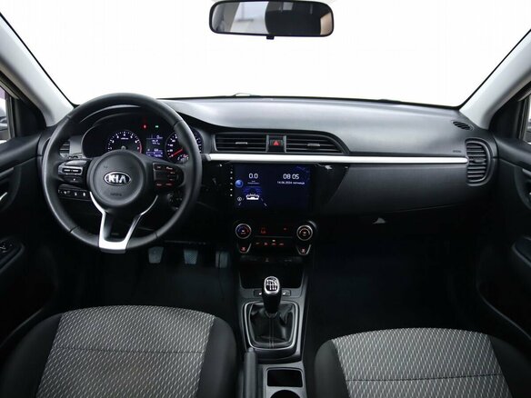 2018 Kia Rio X-Line IV, серебристый, 1130000 рублей - вид 14