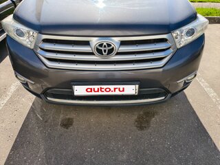 2013 Toyota Highlander II (XU40) Рестайлинг, серый, 2300000 рублей, вид 1