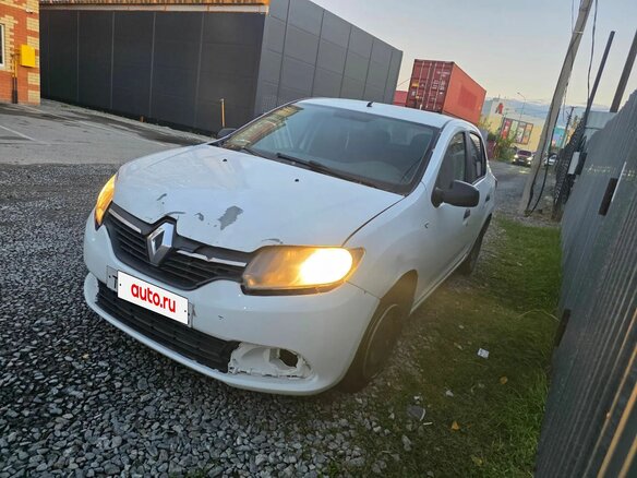 2016 Renault Logan II, белый, 160000 рублей