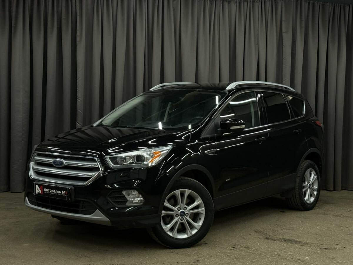 Открыть фотографии: Ford Kuga II Рестайлинг