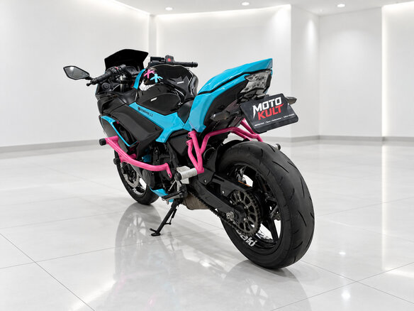 2022 Kawasaki Ninja 650, чёрный, 786007 рублей - вид 7