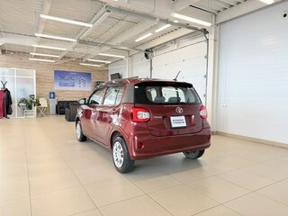 2019 Toyota Passo III Рестайлинг, красный, 1009000 рублей, вид 4