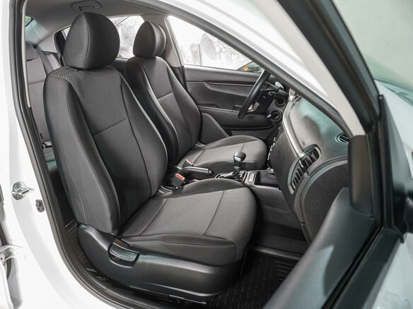 2021 Kia Rio IV Рестайлинг, белый, 1499000 рублей - вид 7