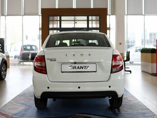 2026 Lada (ВАЗ) Granta I Рестайлинг, белый, 1290000 рублей, вид 4