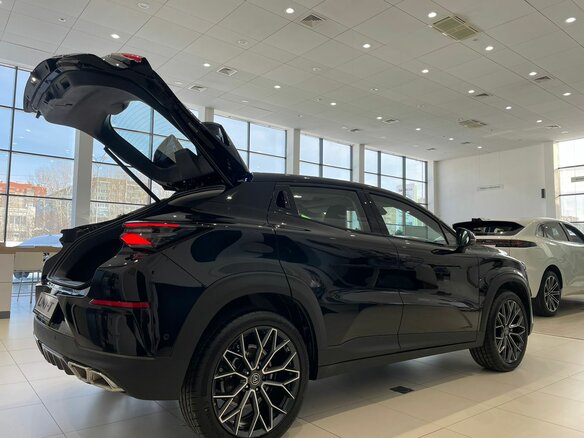2024 Changan UNI-T I, чёрный, 3309900 рублей - вид 8