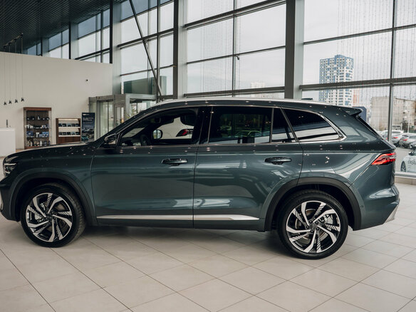2026 Geely Monjaro I, серый - вид 4
