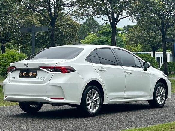 2022 Toyota Corolla Sporty XII (E210) Рестайлинг, белый, 1180000 рублей - вид 3