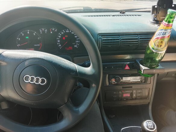 1999 Audi A4 I (B5) Рестайлинг, синий, 500000 рублей - вид 20