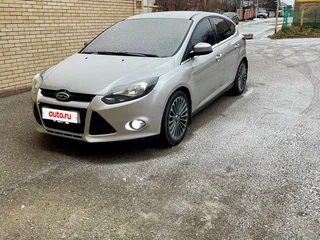 2012 Ford Focus III, серебристый, 900000 рублей, вид 2