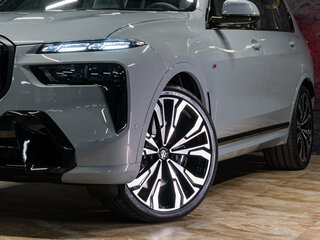 2026 BMW X7 40i I (G07) Рестайлинг, серый, 18990000 рублей, вид 5