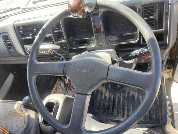 1993 Mazda Titan, белый, 1050000 рублей - вид 7