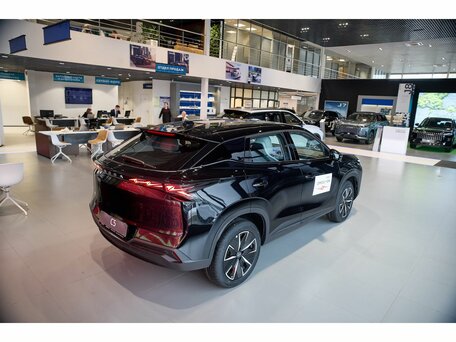 2026 Omoda C5 II, чёрный, 2349000 рублей, вид 4