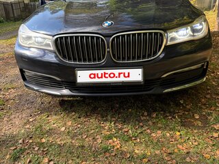 2017 BMW 7 серии Long 730Ld xDrive VI (G11/G12), синий, 4500000 рублей, вид 2