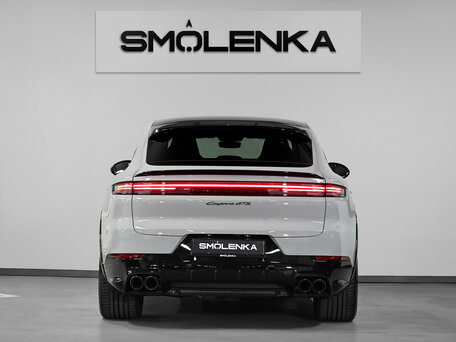 2026 Porsche Cayenne GTS Coupé III Рестайлинг, серый, 23500000 рублей, вид 4