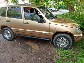 2004 Chevrolet Niva I, бежевый, 230000 рублей, вид 5