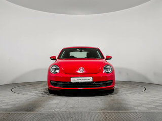 2014 Volkswagen Beetle II (A5), красный, 1648960 рублей, вид 2