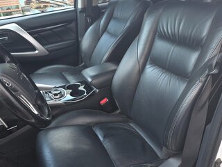 2017 Mitsubishi Pajero Sport III, белый, 2700000 рублей, вид 5