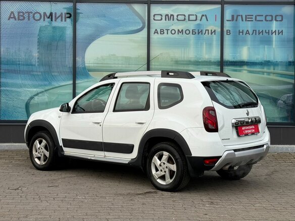 2015 Renault Duster I Рестайлинг, белый, 740000 рублей - вид 6