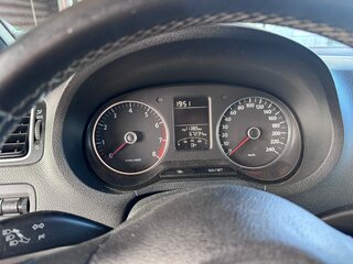 2012 Volkswagen Polo V, белый, 899999 рублей, вид 1