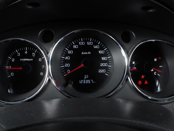 2015 Dongfeng S30, белый, 699000 рублей - вид 15