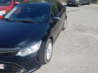 2014 Toyota Camry VII (XV50) Рестайлинг, чёрный, 1580000 рублей, вид 1