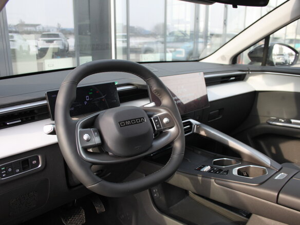 2026 Omoda C5 II, серый, 2349000 рублей - вид 8