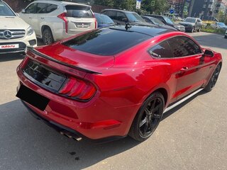 2020 Ford Mustang VI Рестайлинг, красный, 7000000 рублей, вид 5
