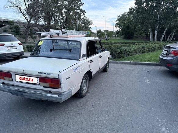 1995 Lada (ВАЗ) 2107, бежевый - вид 5