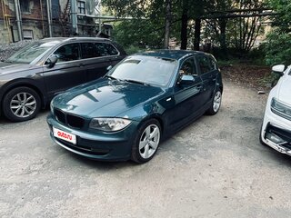 2010 BMW 1 серии 116d I (E81/E82/E87/E88) Рестайлинг, зелёный, 999999 рублей, вид 2