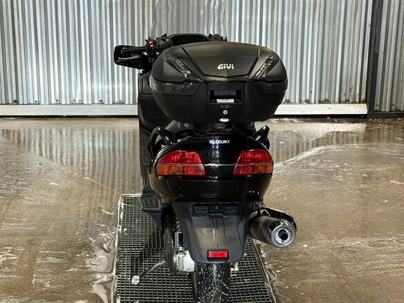 2009 Suzuki Burgman (SkyWave) 650, чёрный, 320000 рублей
