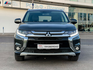 2018 Mitsubishi Outlander III Рестайлинг 2, серый, 1917000 рублей, вид 2