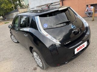 2015 Nissan Leaf (EM57) I (ZE0/AZE0), чёрный, 600000 рублей, вид 5