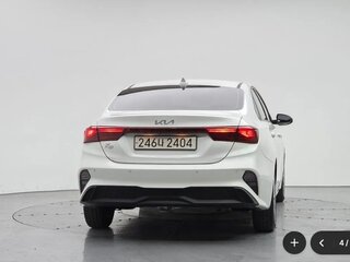 2023 Kia K3 II Рестайлинг, белый, 1599000 рублей, вид 4