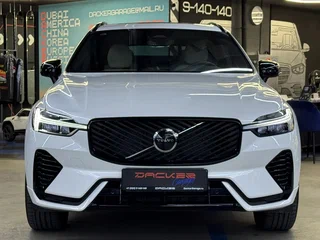 2025 Volvo XC60 II Рестайлинг 2, белый, 6100000 рублей, вид 3