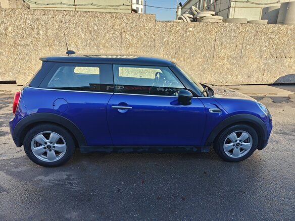 2018 Mini Hatch Cooper III (F55/F56), синий, 1695000 рублей - вид 6