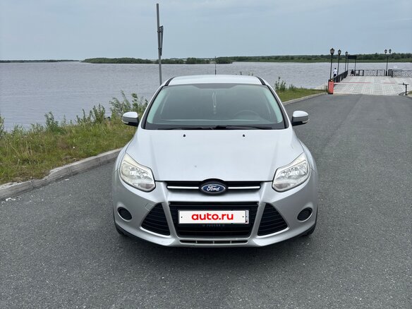 2012 Ford Focus III, серебристый, 700000 рублей - вид 2