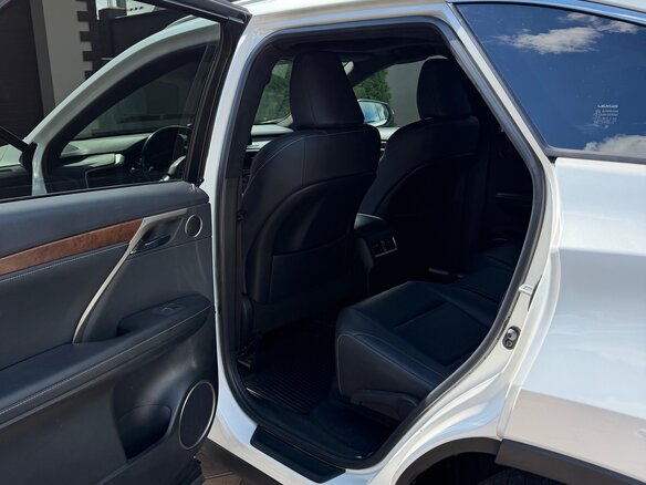 2021 Lexus RX 350L IV Рестайлинг, белый, 5150000 рублей - вид 11