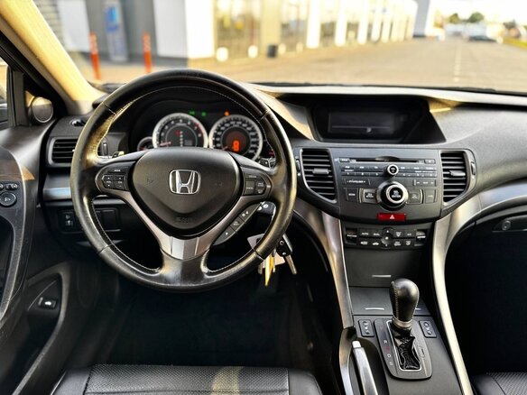 2012 Honda Accord VIII Рестайлинг, чёрный, 1595000 рублей - вид 13