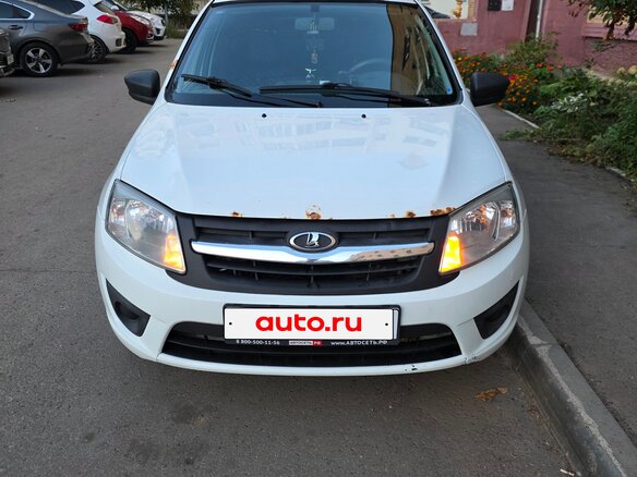 2014 Lada (ВАЗ) Granta I, белый, 313000 рублей - вид 3