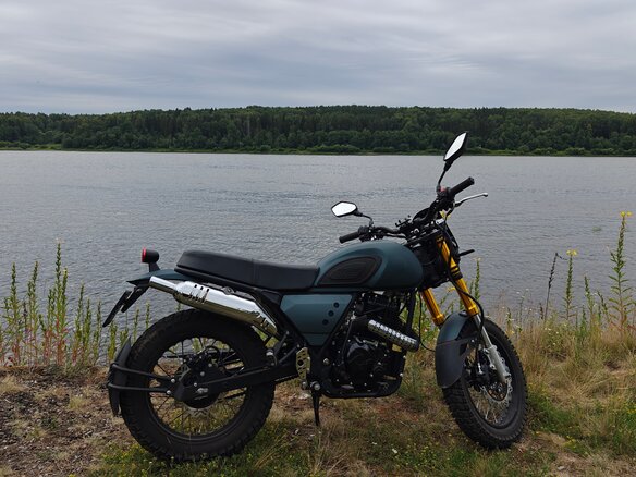 2024 Racer Triumph, зелёный, 110000 рублей