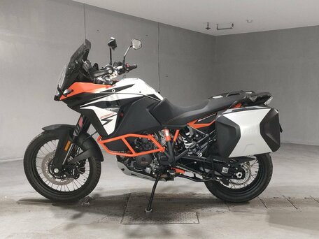 2019 KTM 1090 Adventure R, белый, 1175000 рублей, вид 2