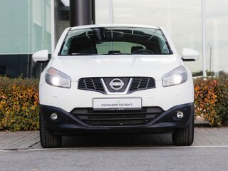 2011 Nissan Qashqai I Рестайлинг, белый, 1040000 рублей, вид 3