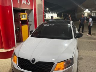 2015 Skoda Octavia III (A7), белый, 450000 рублей, вид 4