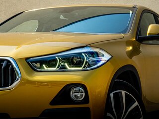 2018 BMW X2 xDrive20i I (F39), золотистый, 2829000 рублей, вид 2
