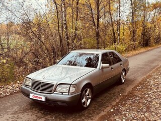 1992 Mercedes-Benz S-Класс 300 III (W140), серебристый, 420000 рублей, вид 2